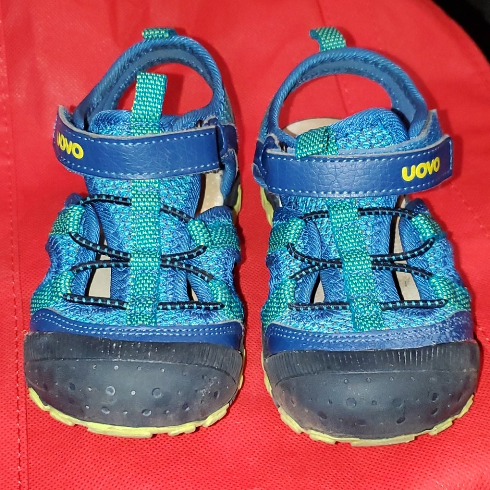 Uovo sandals